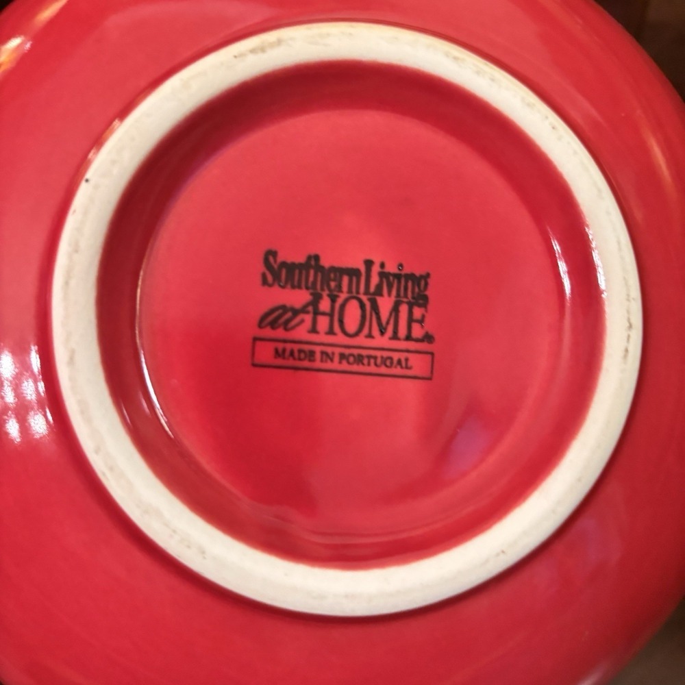 Southern Living at Home Cinnabar Red Ruffle Vase‎ Gold Trim Portugal 6.5" - Picture 5 of 6